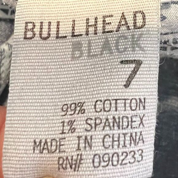 Bullhead Black Jean Shorts Size 7 - Picture 4 of 4